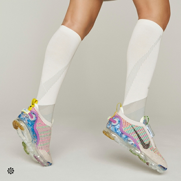 Nike | Shoes | Nike Air Vapormax 220 Fk 
